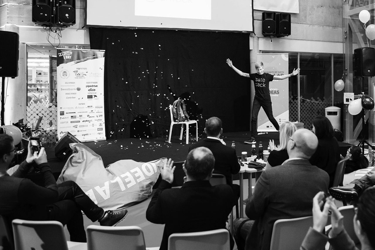 5-tips-on-how-to-pitch-like-a-professional-startup-day-most-startup
